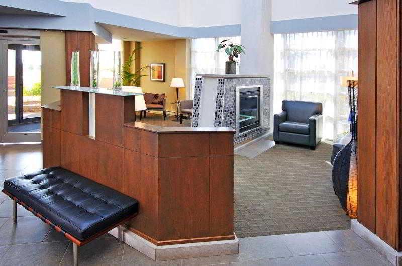 Holiday Inn Express Quebec City-Sainte Foy By Ihg Dalaman gambar