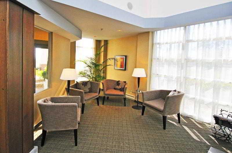 Holiday Inn Express Quebec City-Sainte Foy By Ihg Dalaman gambar
